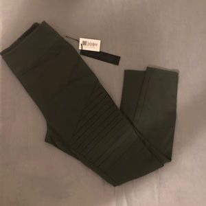 Lularoe Luxe Moto Leggings Large Olive